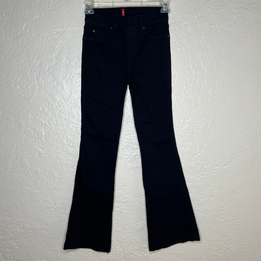 Spanx EveryWear Pull-On Flare Jeans Black Petite Small 20326Q